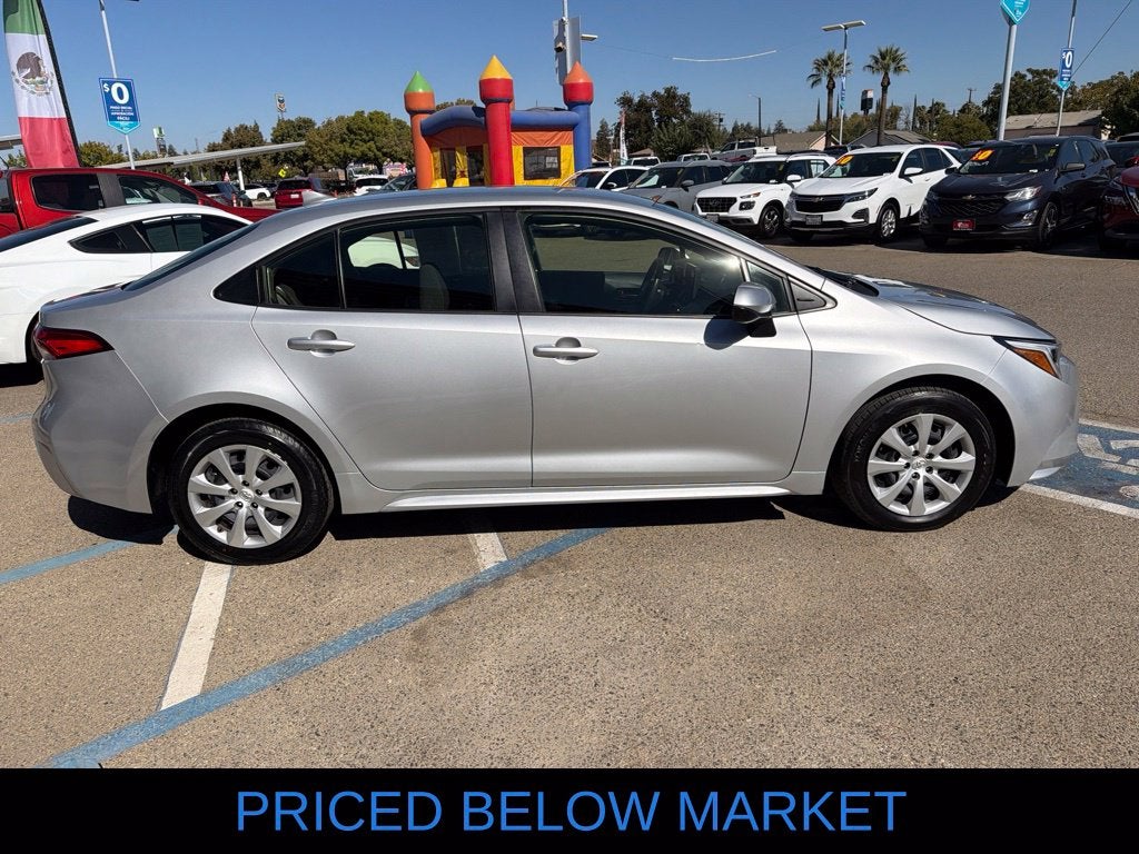 2025 Toyota Corolla Hybrid LE