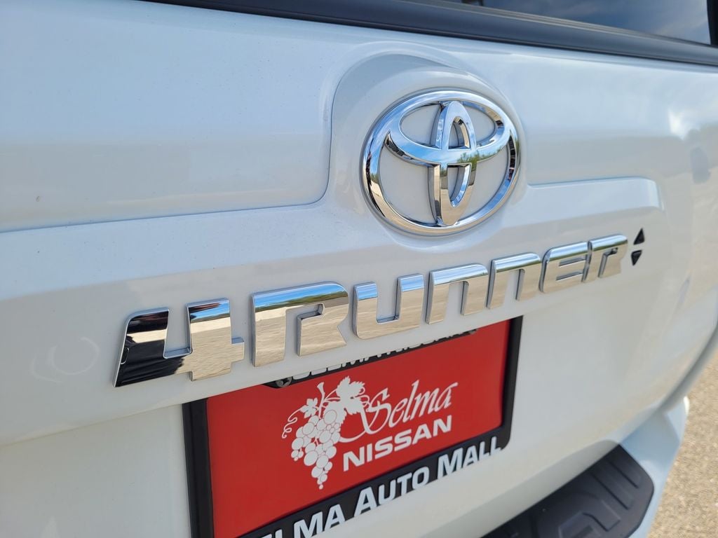 2024 Toyota 4Runner SR5